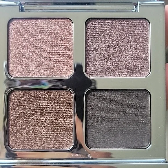 Il Makiage 4 shade eyeshadow pallete - Picture 3 of 5